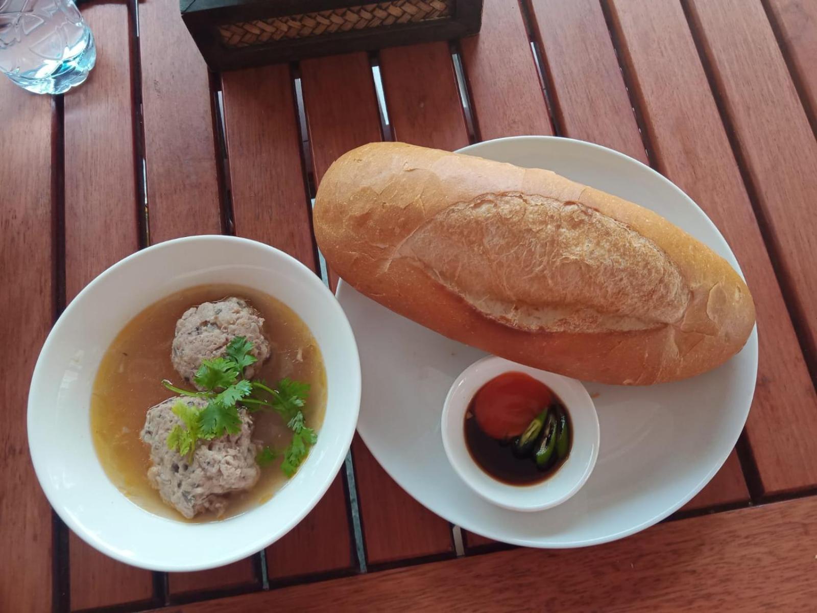 Lucie Hotel เวียงจันทน์ ภายนอก รูปภาพ